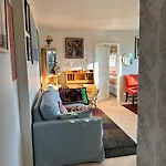 Little London Two New Boutique Netflix Tv Old Town Narva