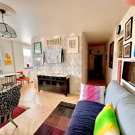 Little London Two New Boutique Netflix Tv Old Town *