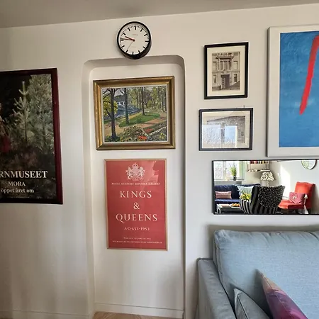 Little London Two New Boutique Netflix Tv Old Town Narva