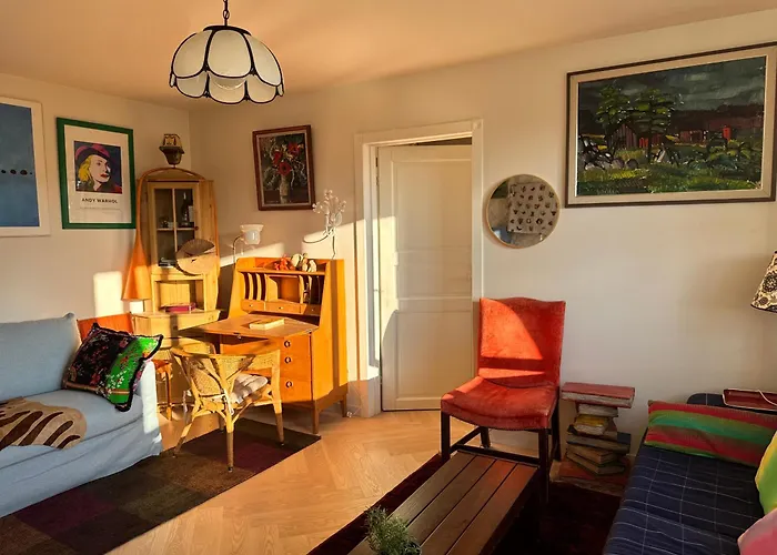 Little London Two New Boutique Netflix Tv Old Town