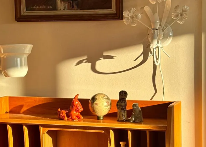 Little London Two New Boutique Netflix Tv Old Town Apartmán