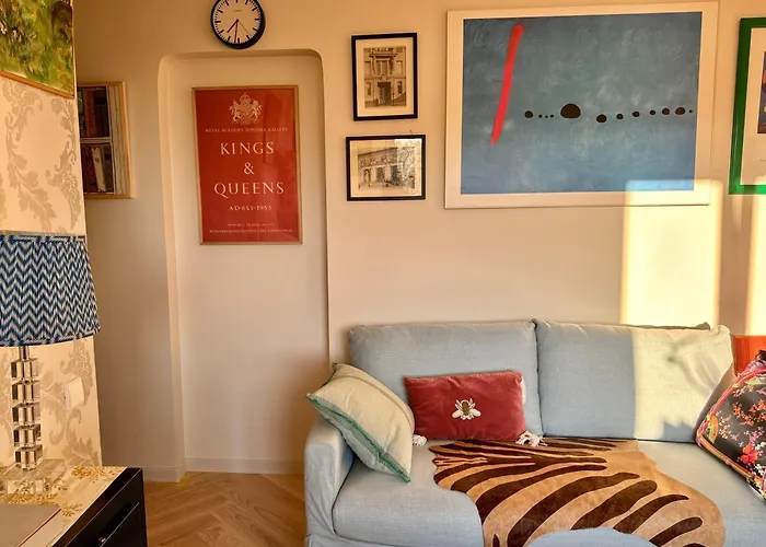 Little London Two New Boutique Netflix Tv Old Town Narva