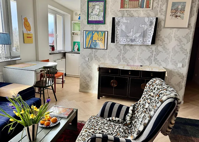 Little London Two New Boutique Netflix Tv Old Town Apartmán