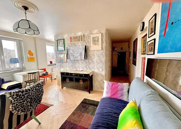 Little London Two New Boutique Netflix Tv Old Town *